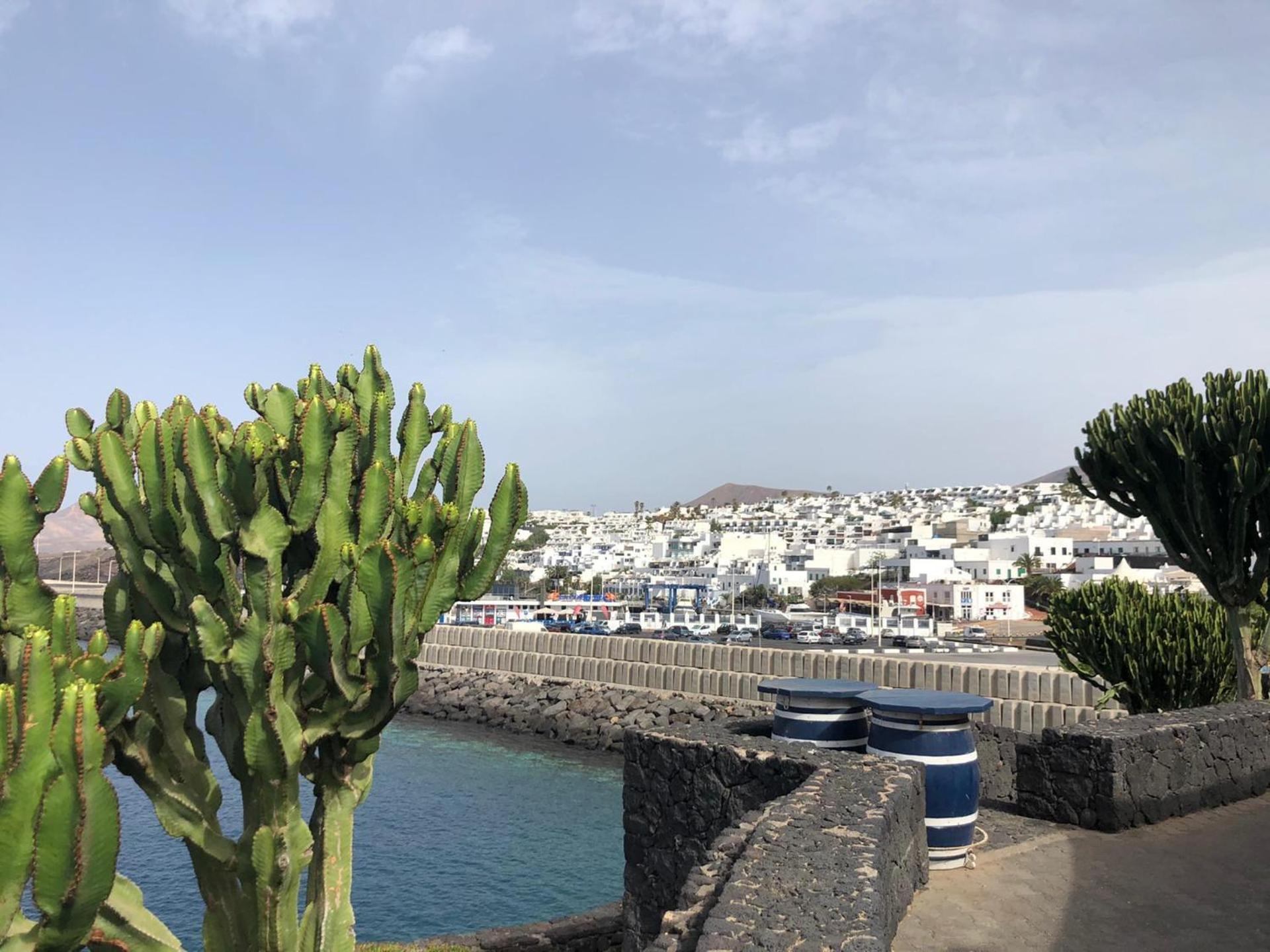 Old Town With Sea Views Portonovo Apartment Puerto del Carmen  Bilik gambar